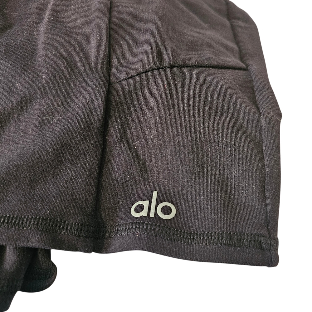 ALO Yoga Women’s Black Bike Shorts 10" Inseam SMALL Workout Exercise Athleisure - Picture 5 of 5